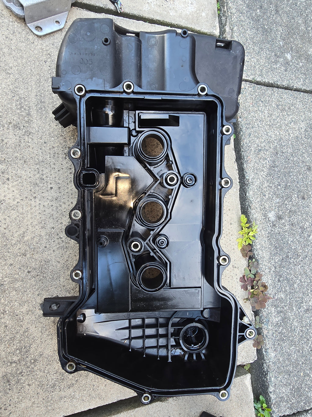 Peugeot 107 2010 Rocker Cover Complete