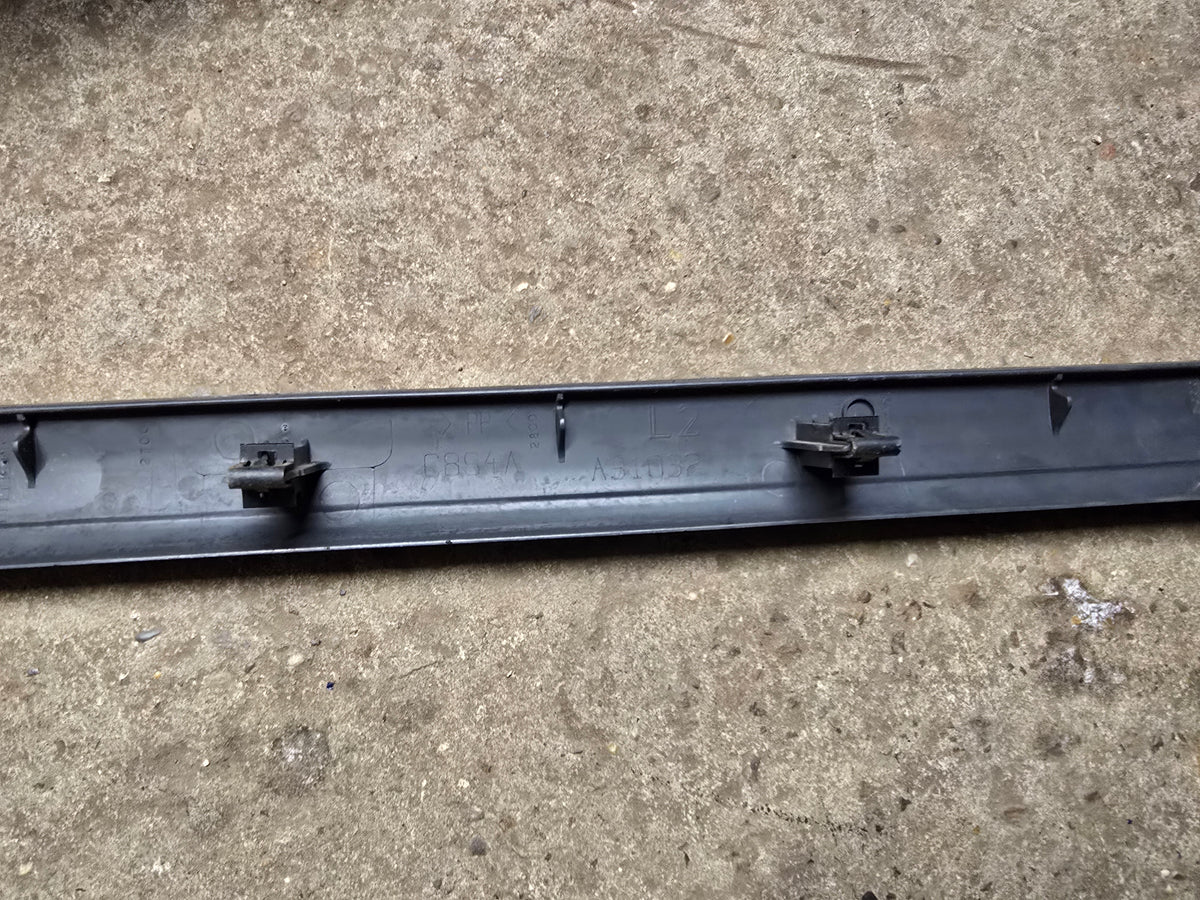 Ford Focus Mk1 98-2004 Passenger Side Rear Plastic Door Trim(Genuine OE 98ABA13201Akjw)