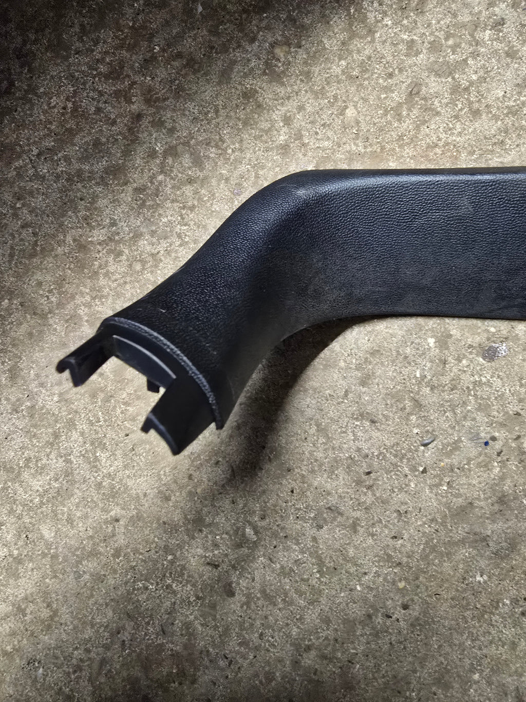 Ford Focus Mk1 98-2004 Interior Trim (Genuine OE 98ABA42907AKW)