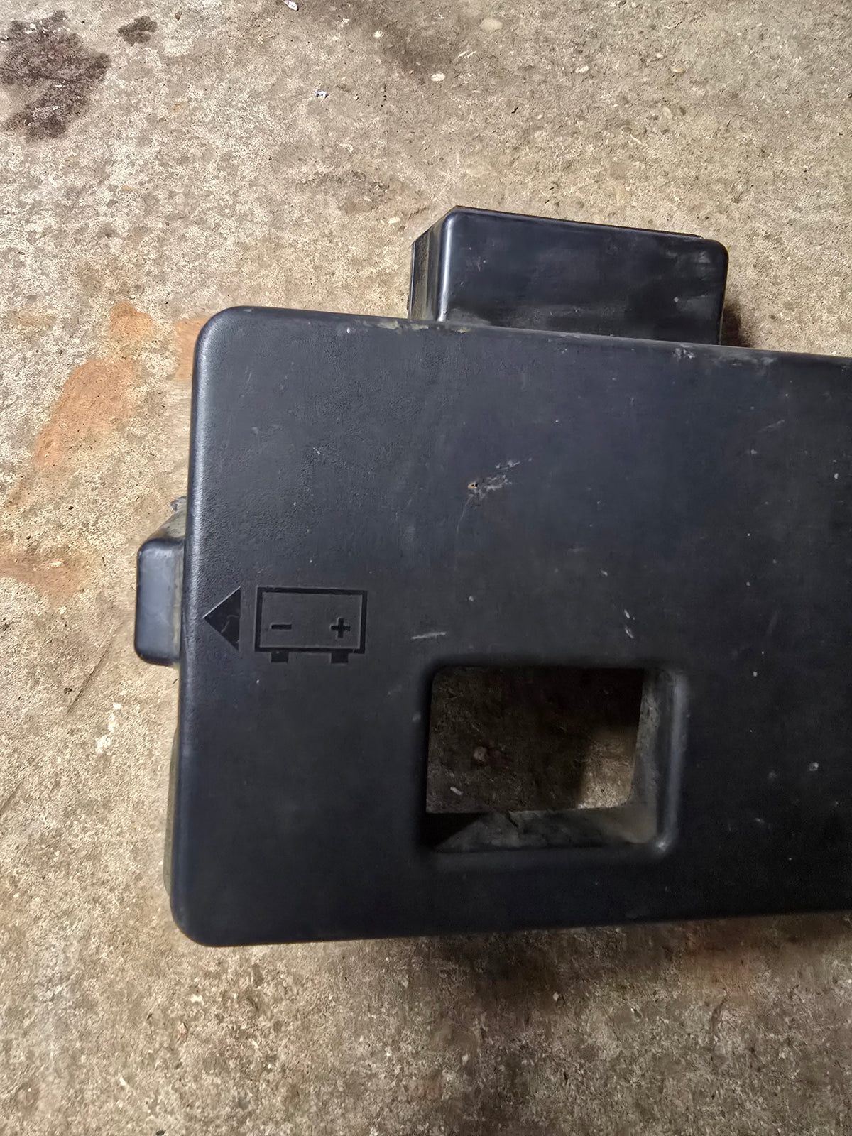 Ford Focus Mk1 98-2004 Battery Box Cover