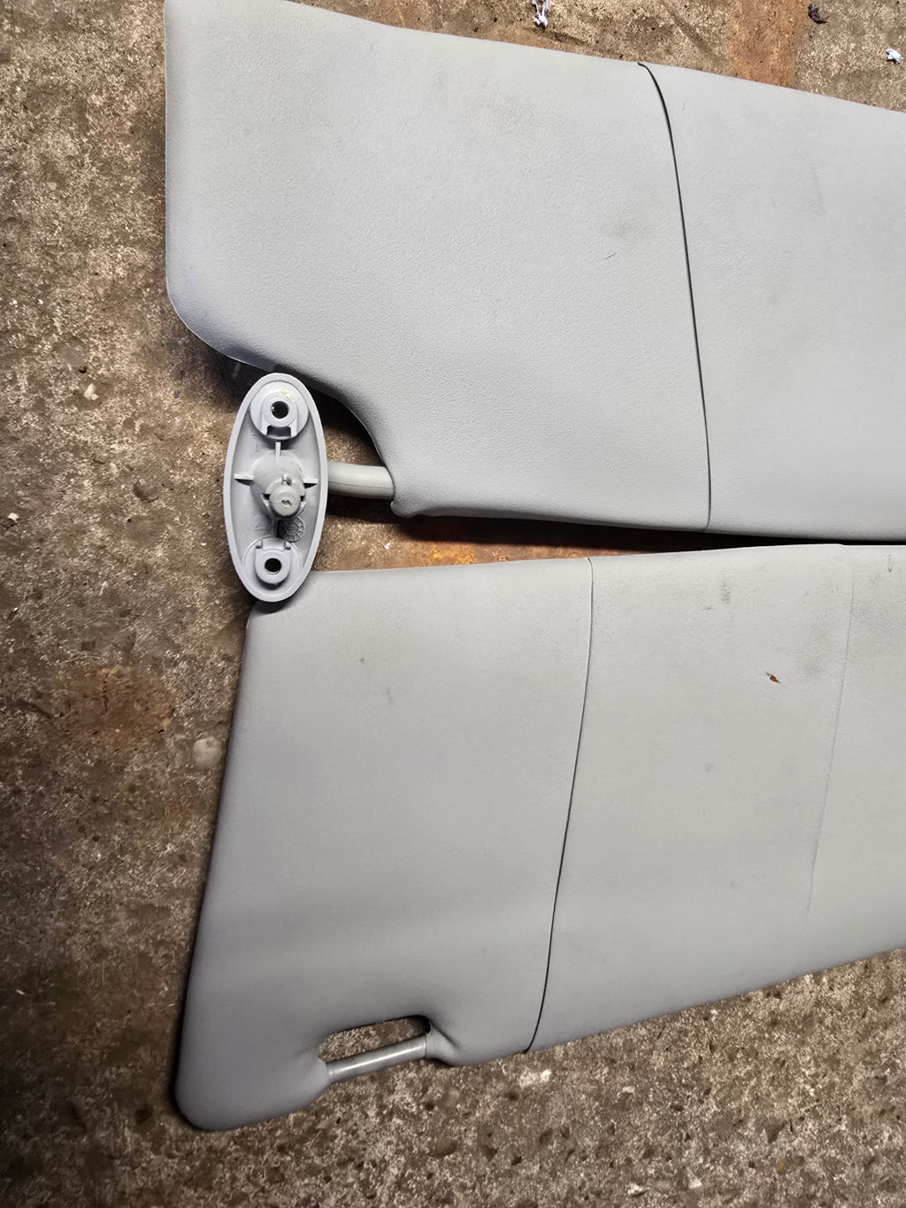 Ford Focus Mk1 98-2004 Sun Visors (Pair)