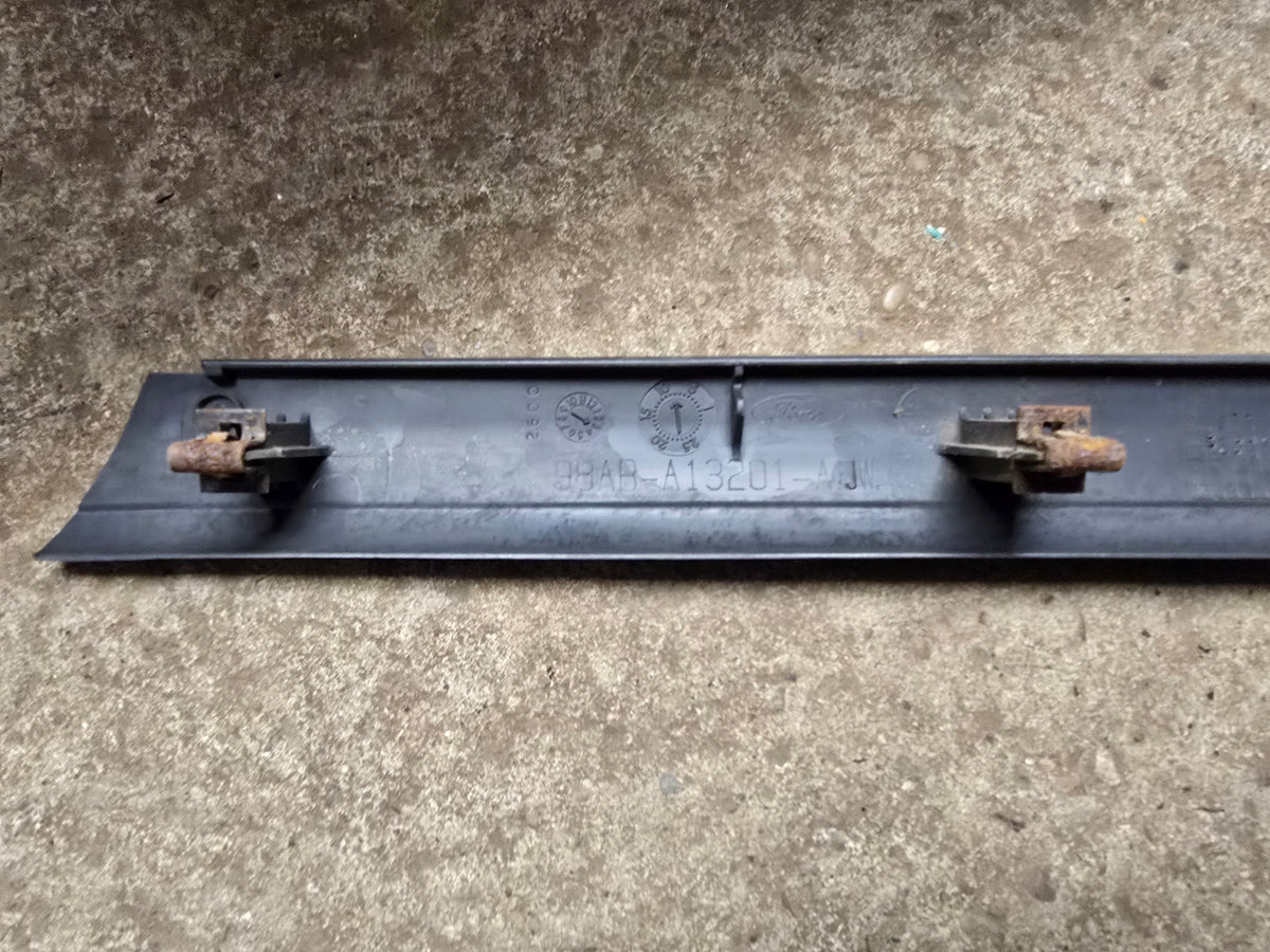 Ford Focus Mk1 98-2004 Passenger Side Rear Plastic Door Trim(Genuine OE 98ABA13201Akjw)