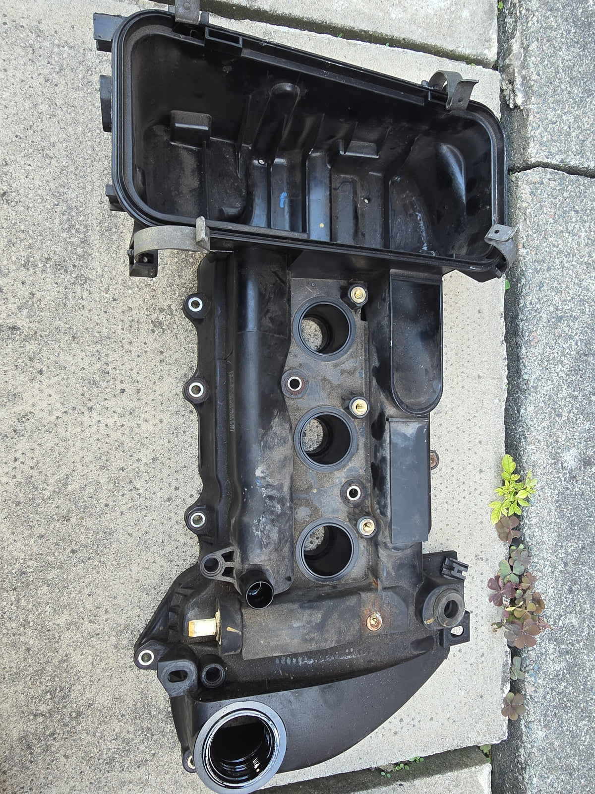 Peugeot 107 2010 Rocker Cover Complete
