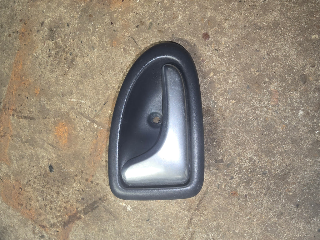 Renault Clio 2006 1.2 Mk2 Passenger Inner Door Handle