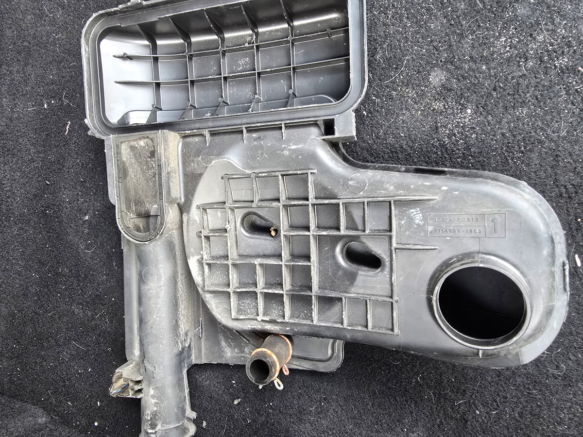 Peugeot 107 2010 Airbox Cover