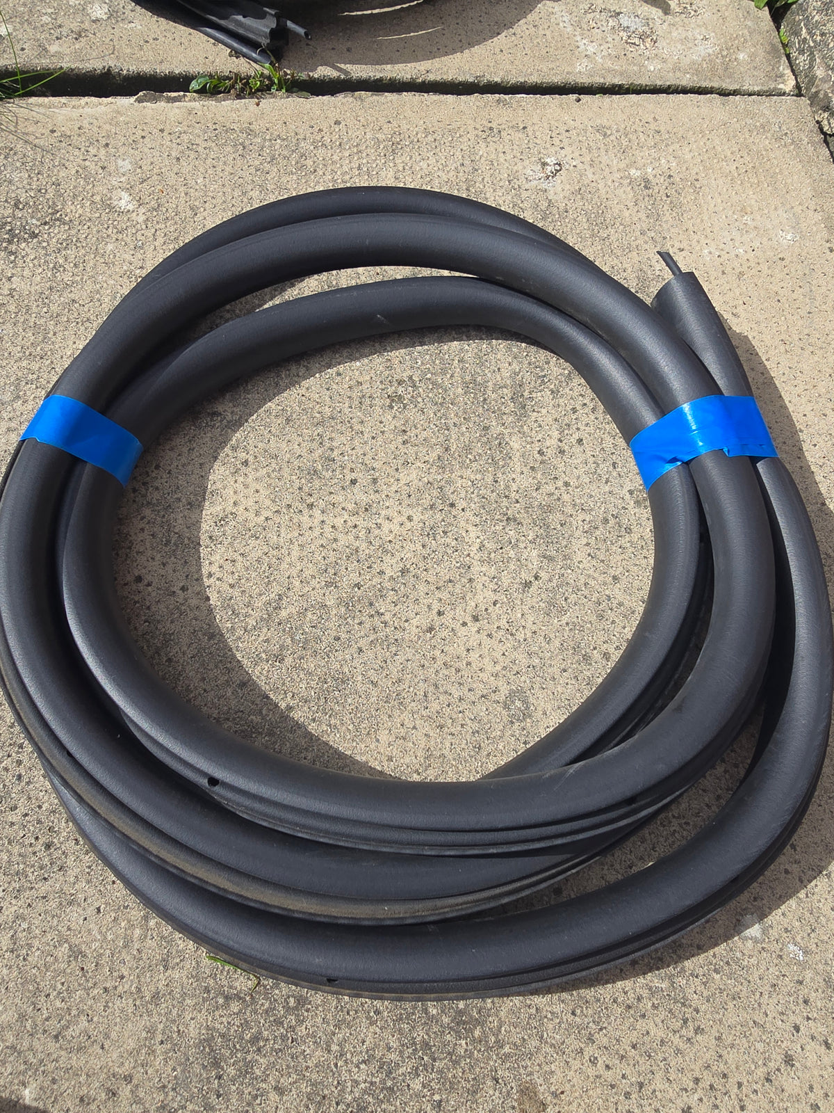 Ford Focus 98-04 Drivers Front Rubber Door Seal