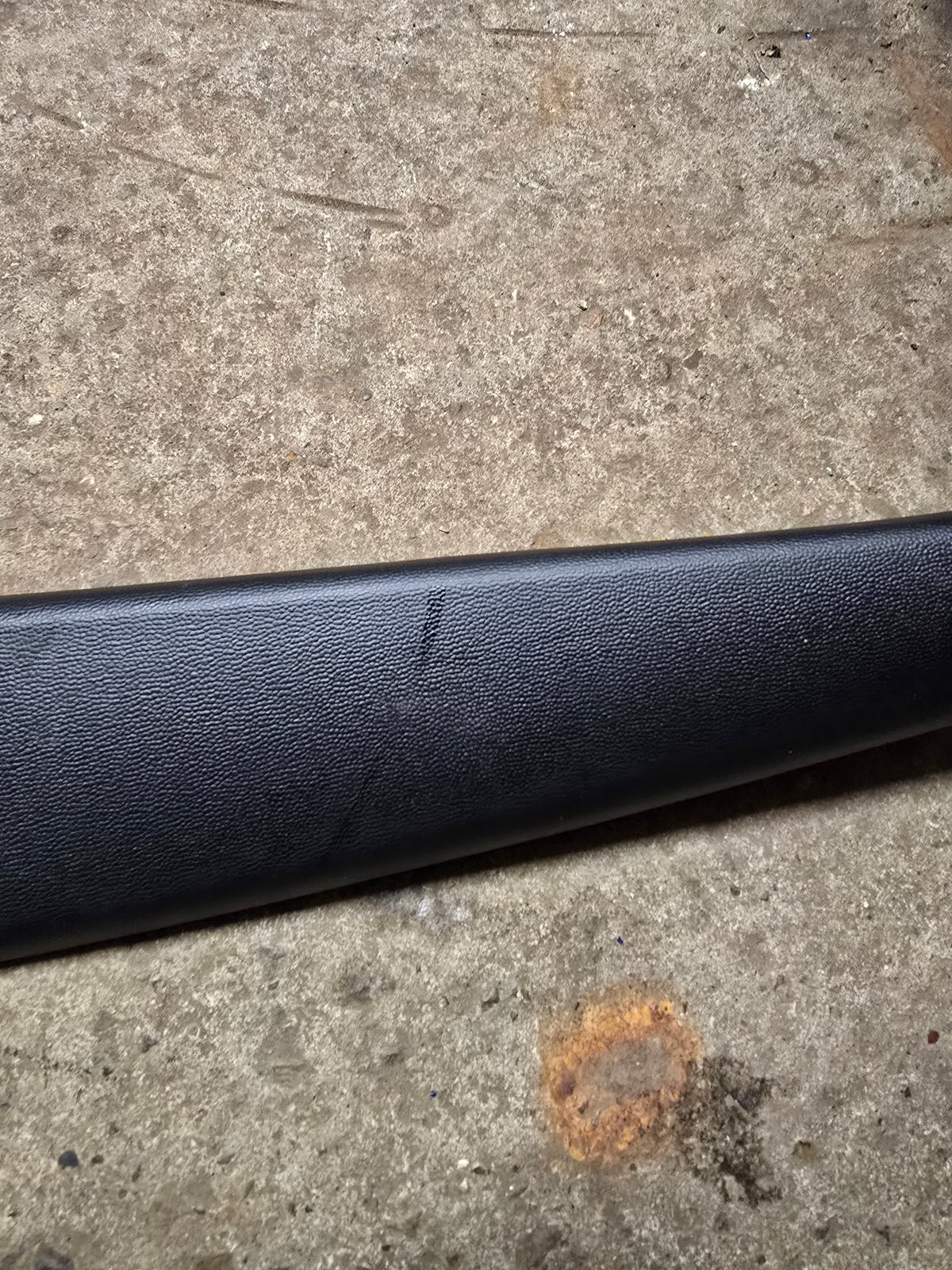 Ford Focus Mk1 98-2004 Interior Trim (Genuine OE 98ABA42906AKW)