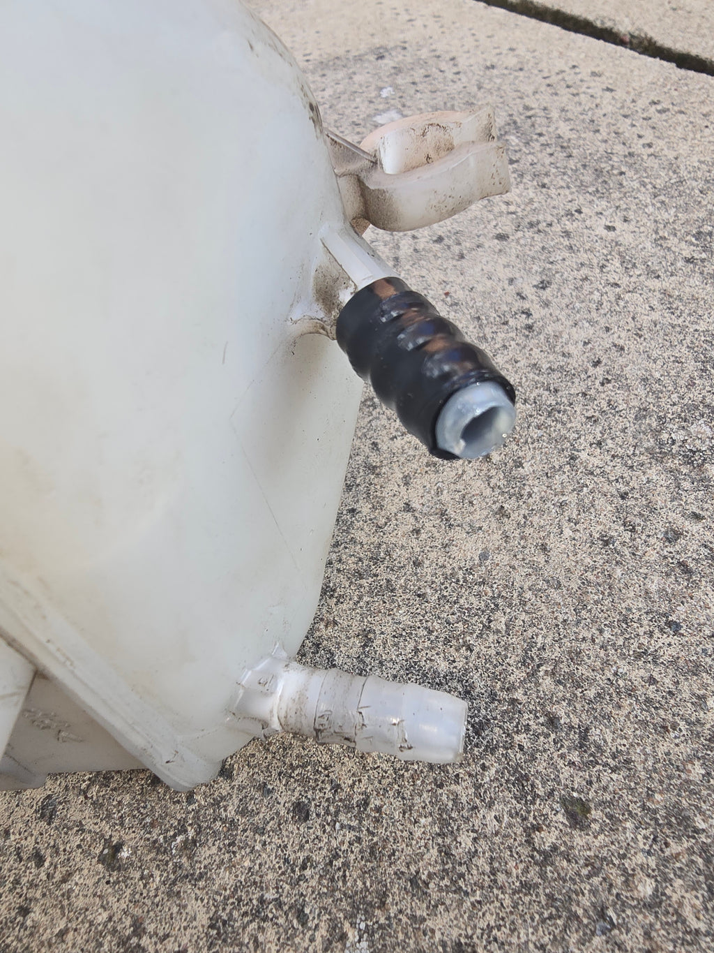 Ford Focus Mk1 1.6 Brake Fluid Reservoir
