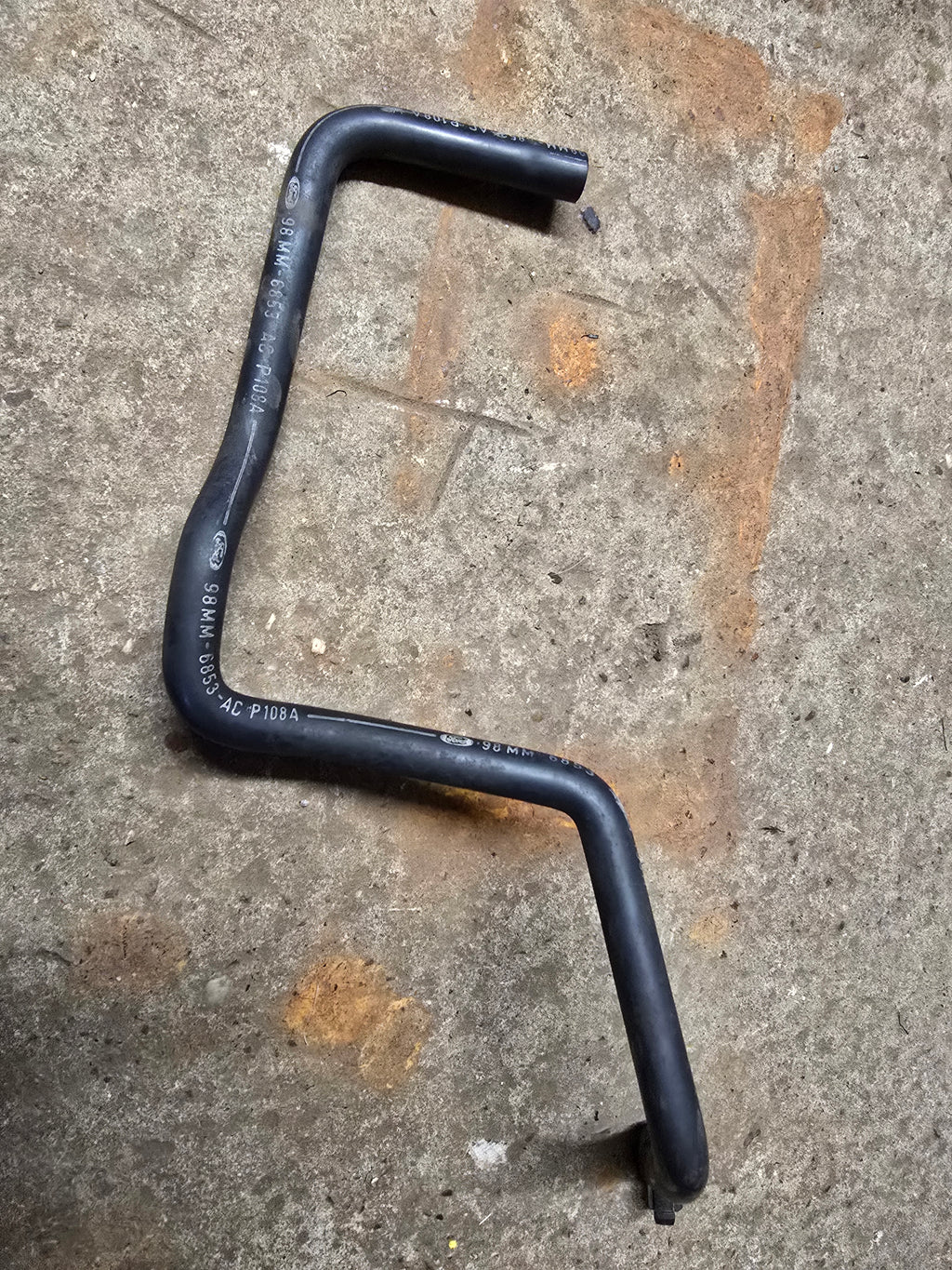 Ford Focus Mk1 98-04 Breather Hose 98MM6853MC