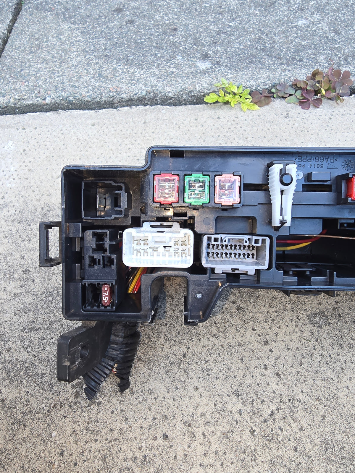 Peugeot 107 2010 Engine Fuse Box