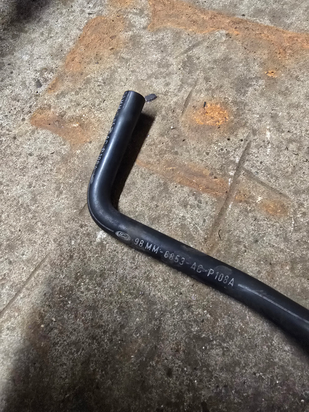Ford Focus Mk1 98-04 Breather Hose 98MM6853MC
