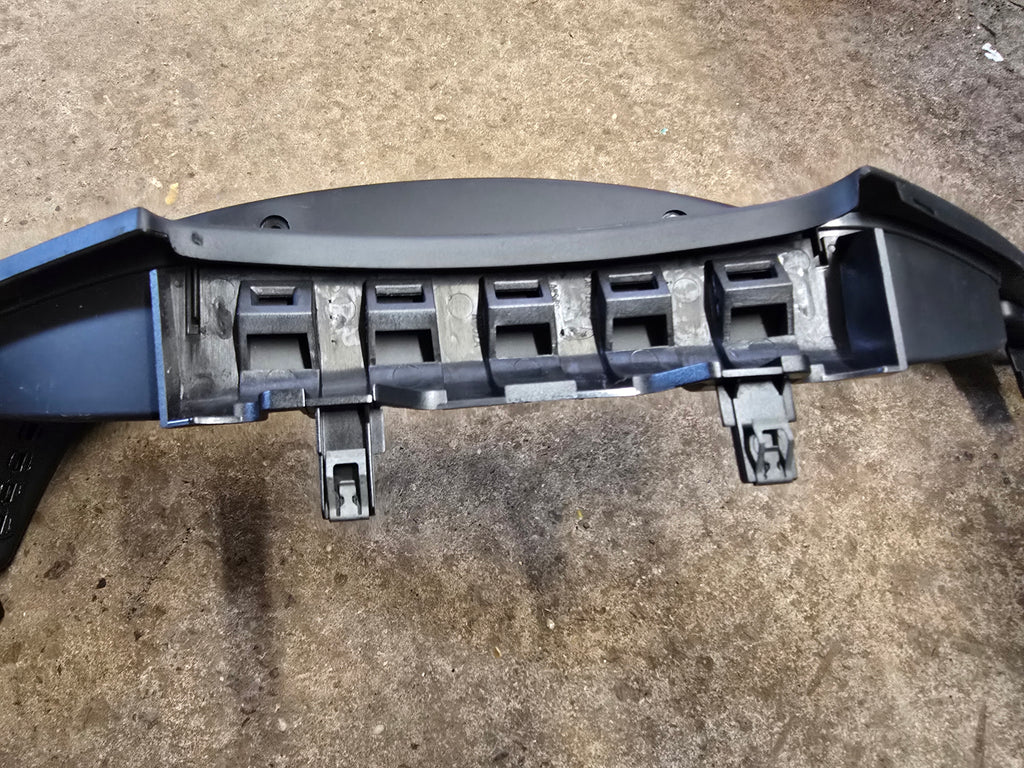 Ford Focus Mk1 98-04 Speedo Surround Trim