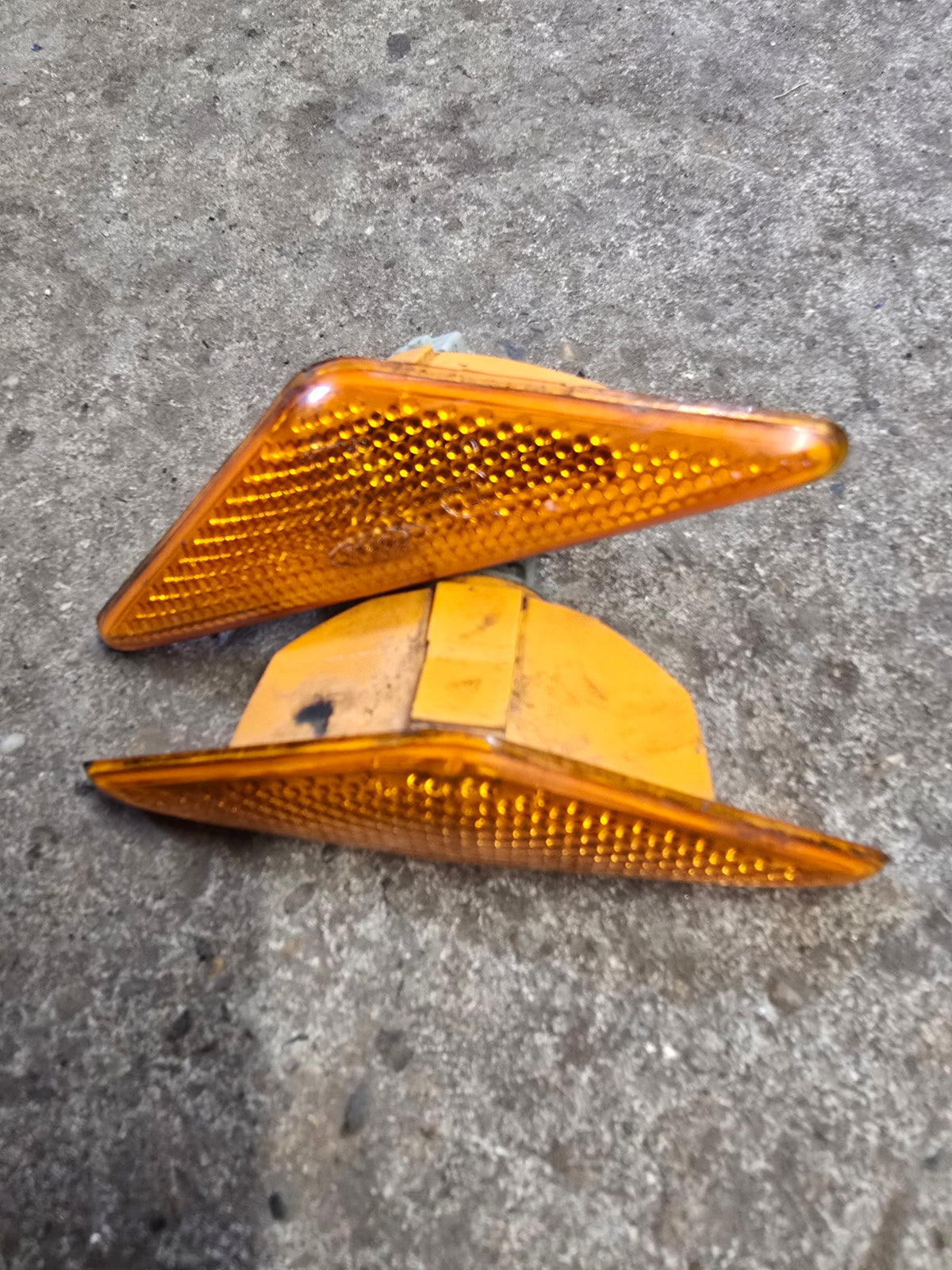 Ford Focus Mk1 98-04 Side Repeater Lamps x1