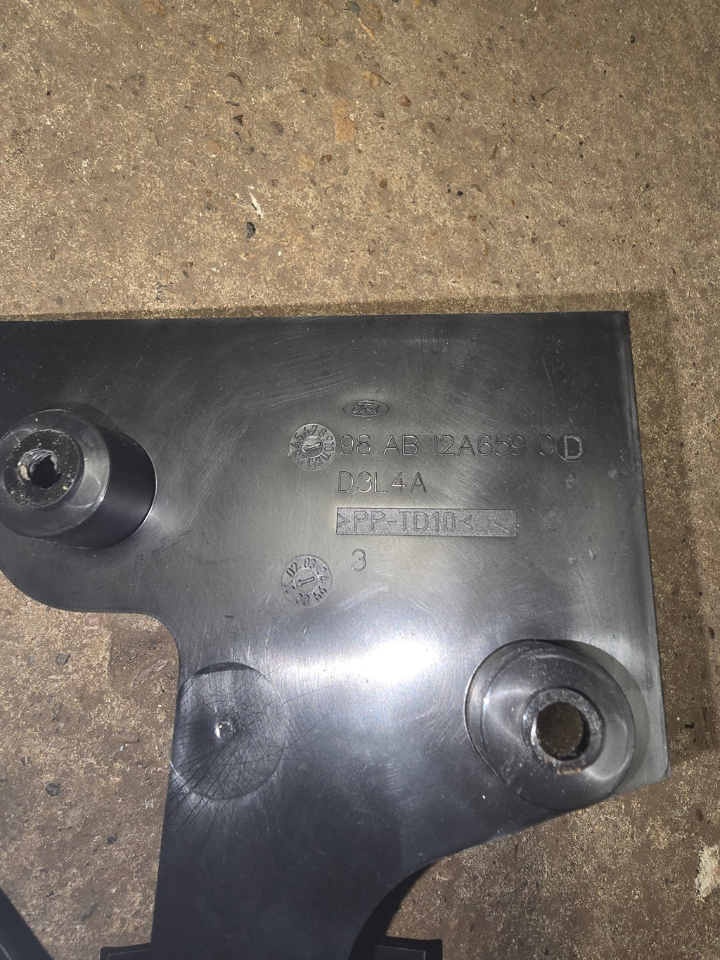 Ford Focus Mk1 Ecu Cradle Bracket