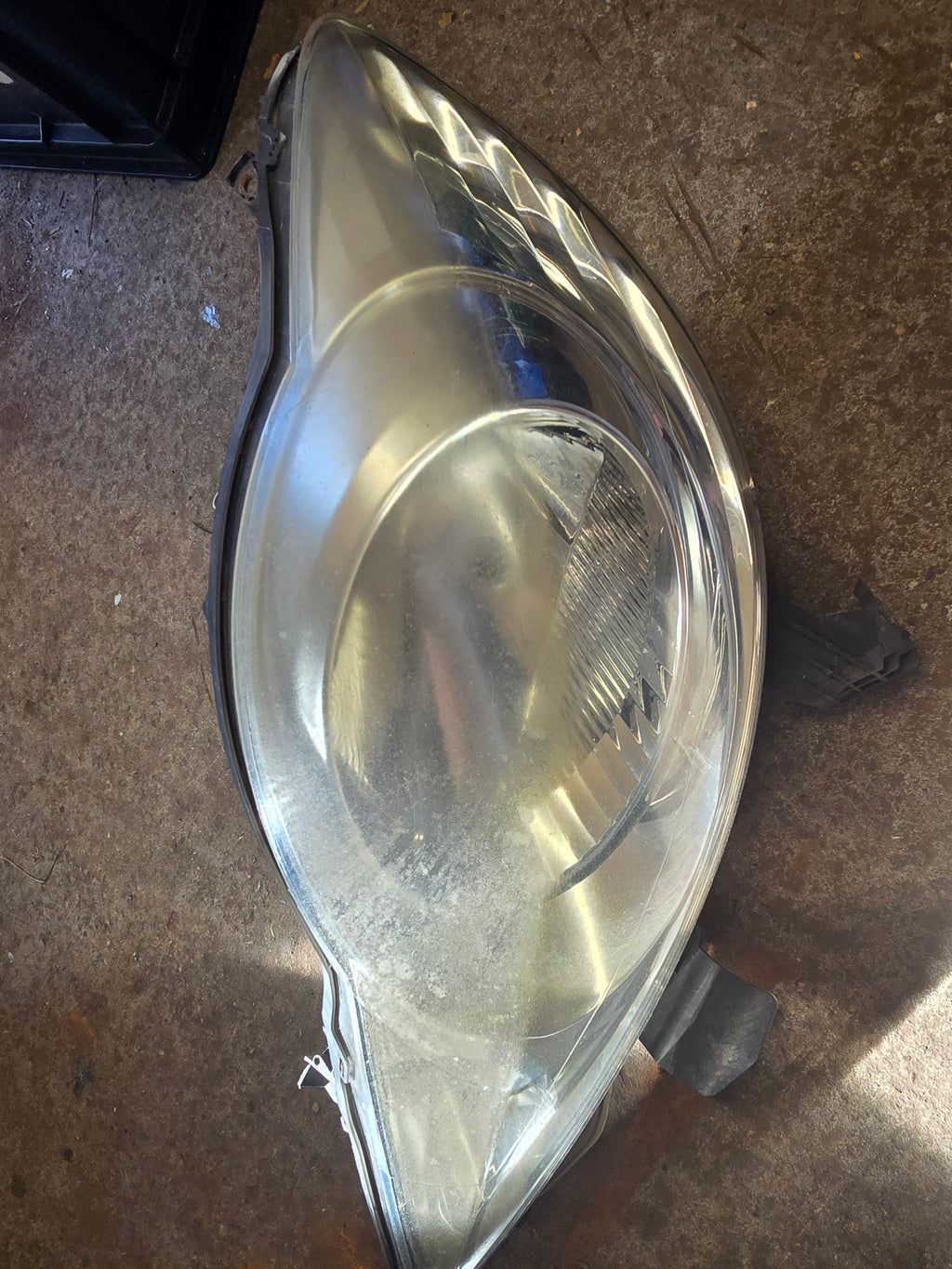 Peugeot 107 Passenger Headlight 2010