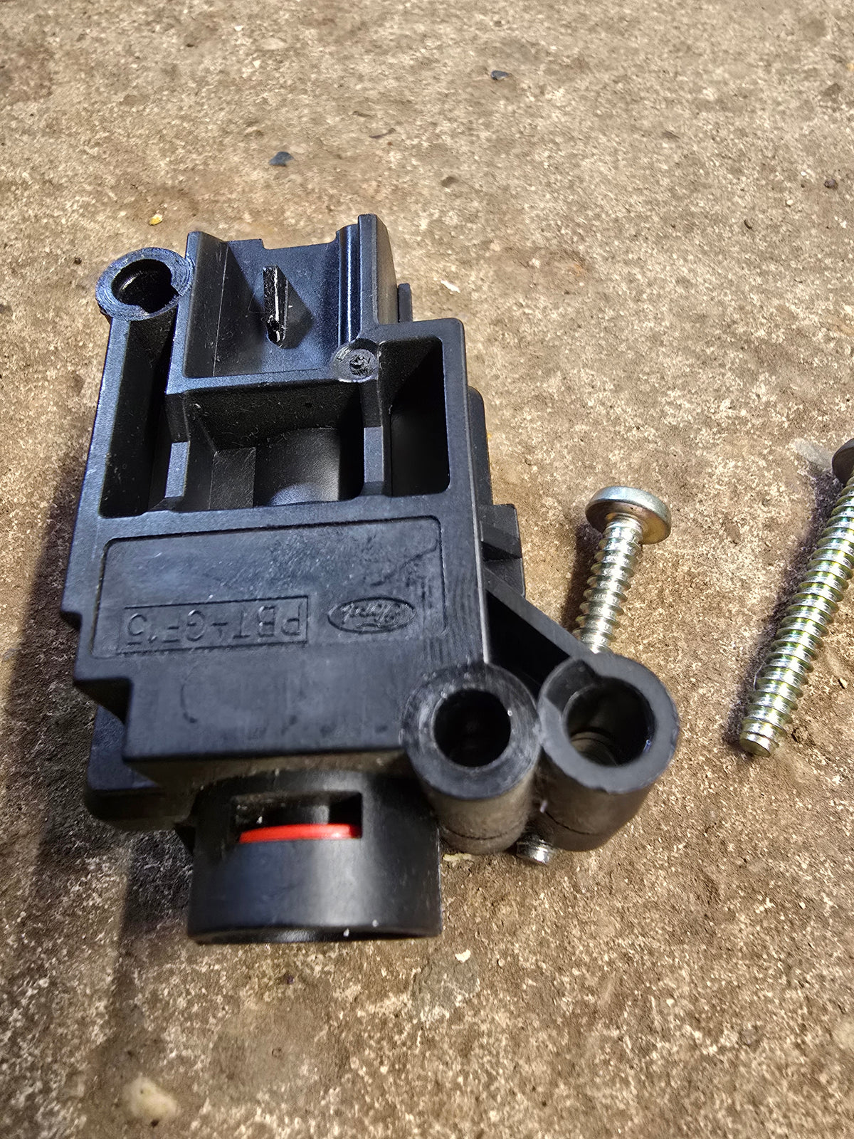 Ford Focus Mk1 98-04 Fuel Cut Off Switch XW4T-9341-AA