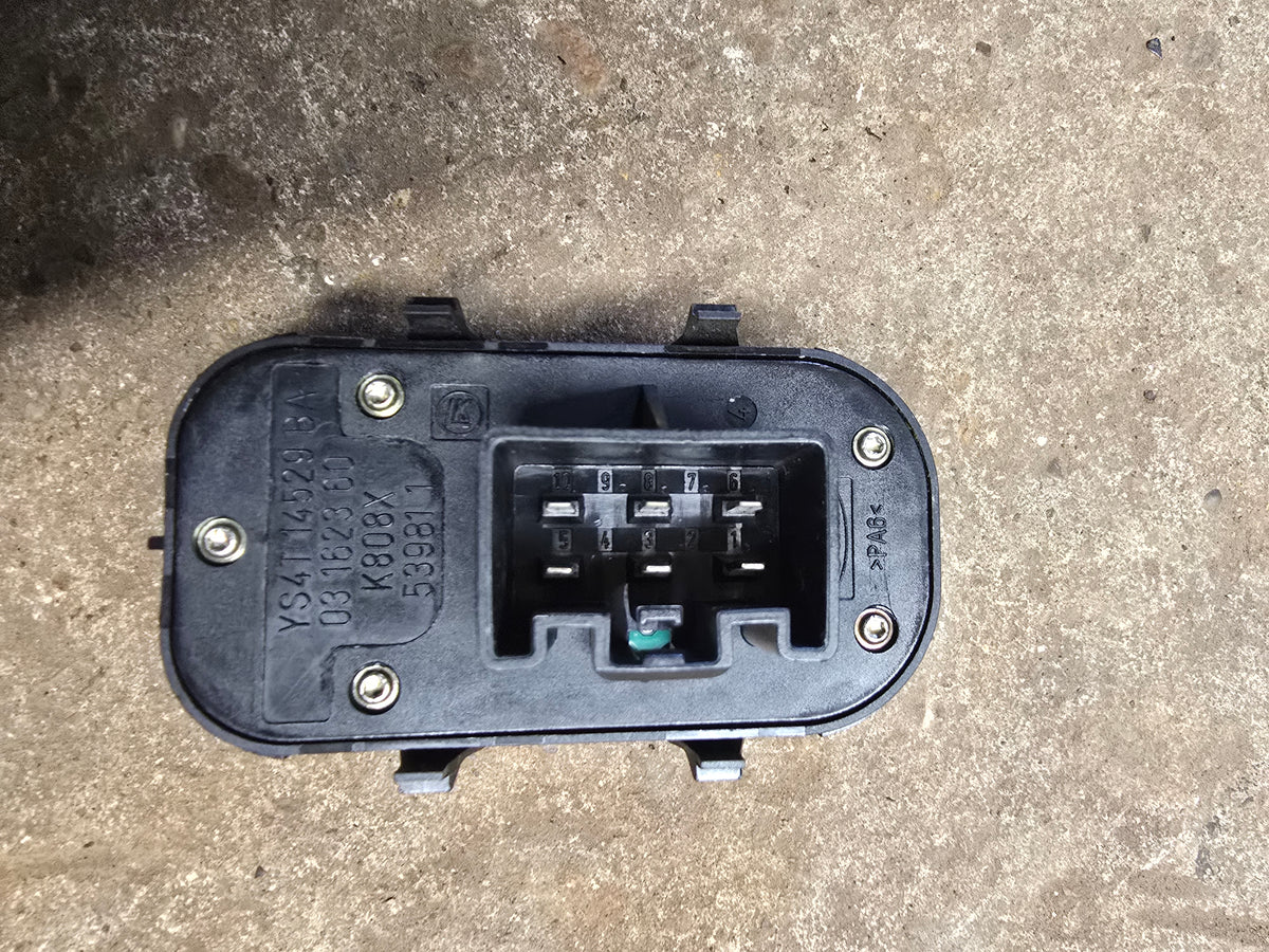 Ford Focus Mk1 98-04 Drivers Window Switch
