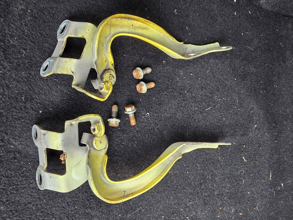 Peugeot 107 Bonnet Hinges Pair