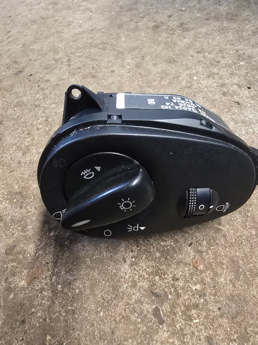 Ford Focus Mk1 98-04 Headlight Switch OEM