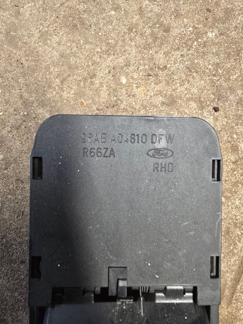 Ford Focus Mk1 98-04 Centre Console Ashtray