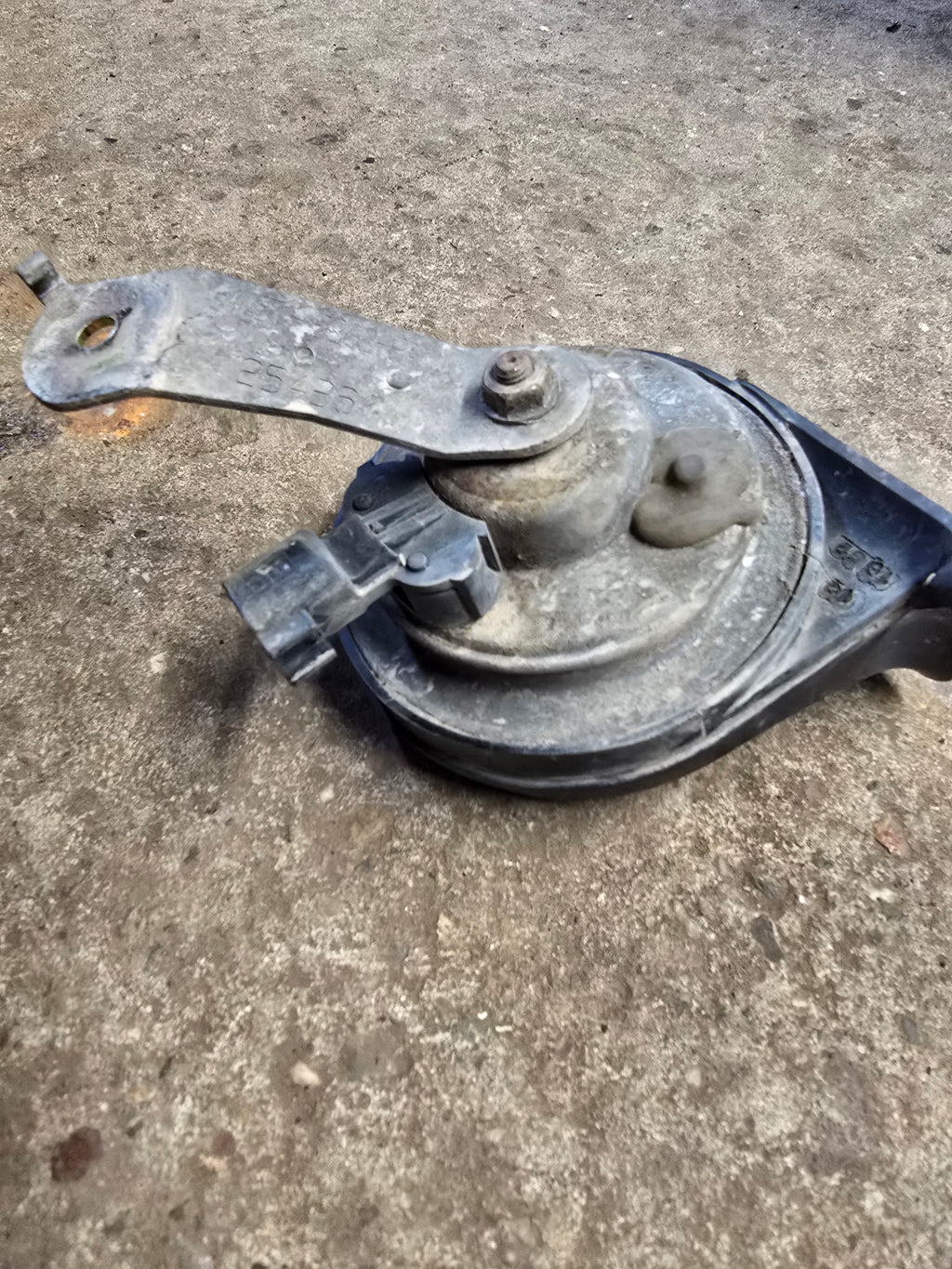 Ford Focus Mk1 98-04 Oem Horn