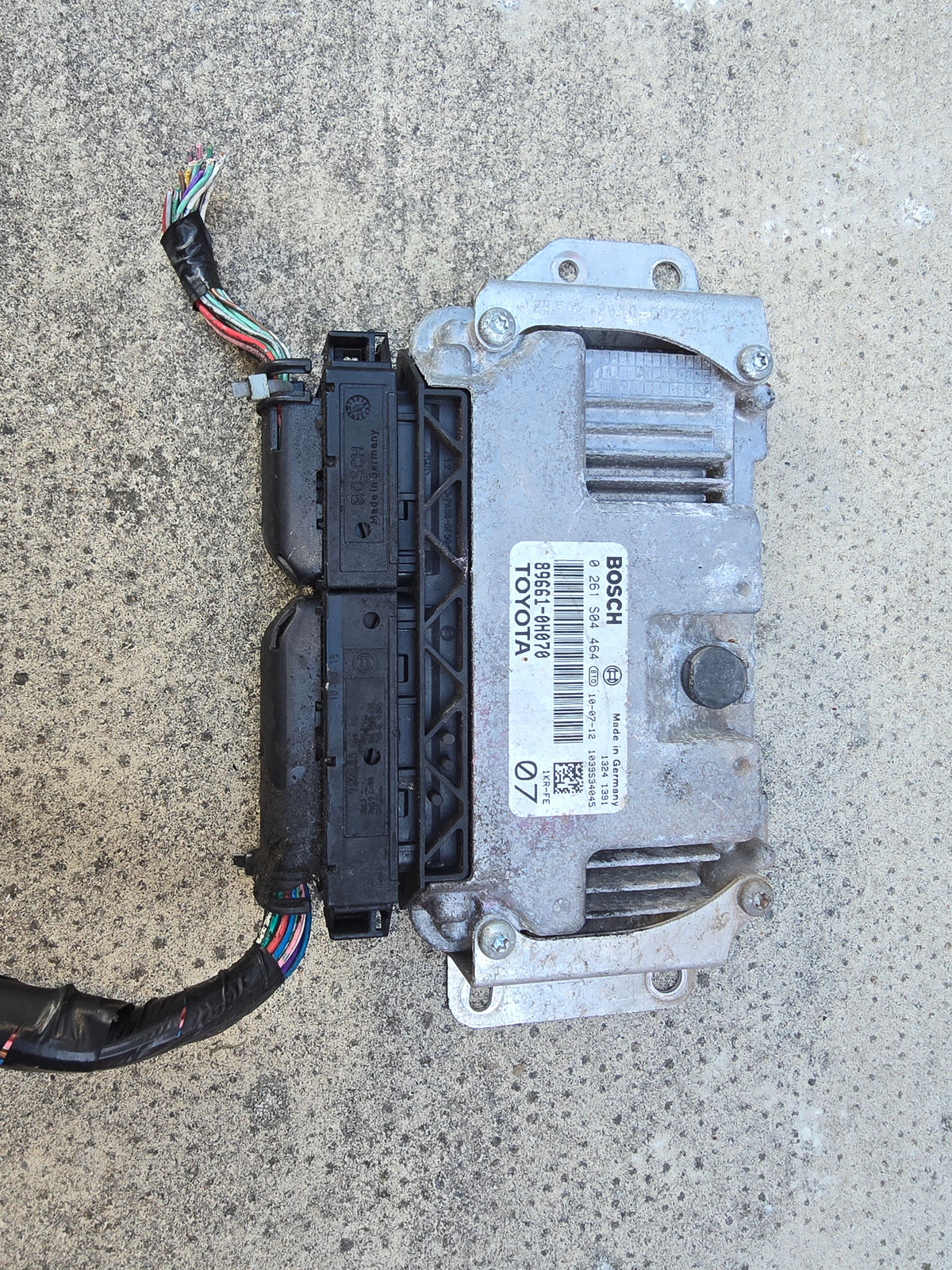 Peugeot 107 2010 ECU unit Genuine 896610h170