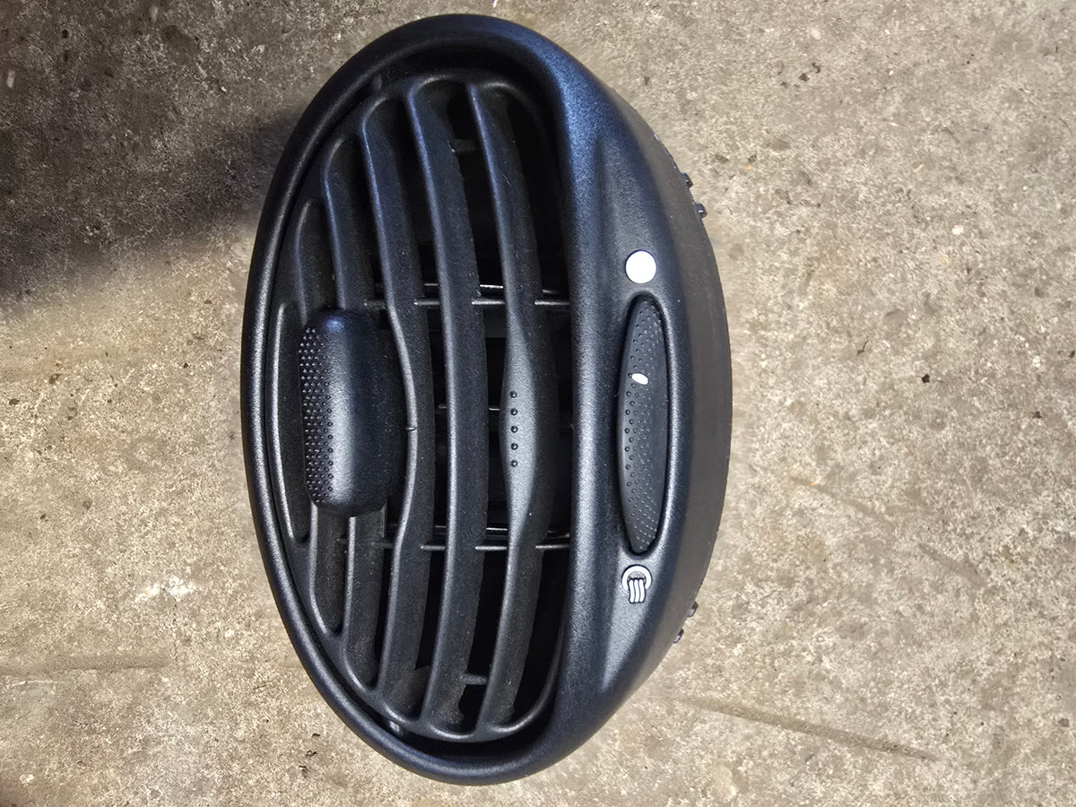 FORD FOCUS MK1 1998 - 2004 HEATER BLOWER AIR VENT IN DASHBOARD
